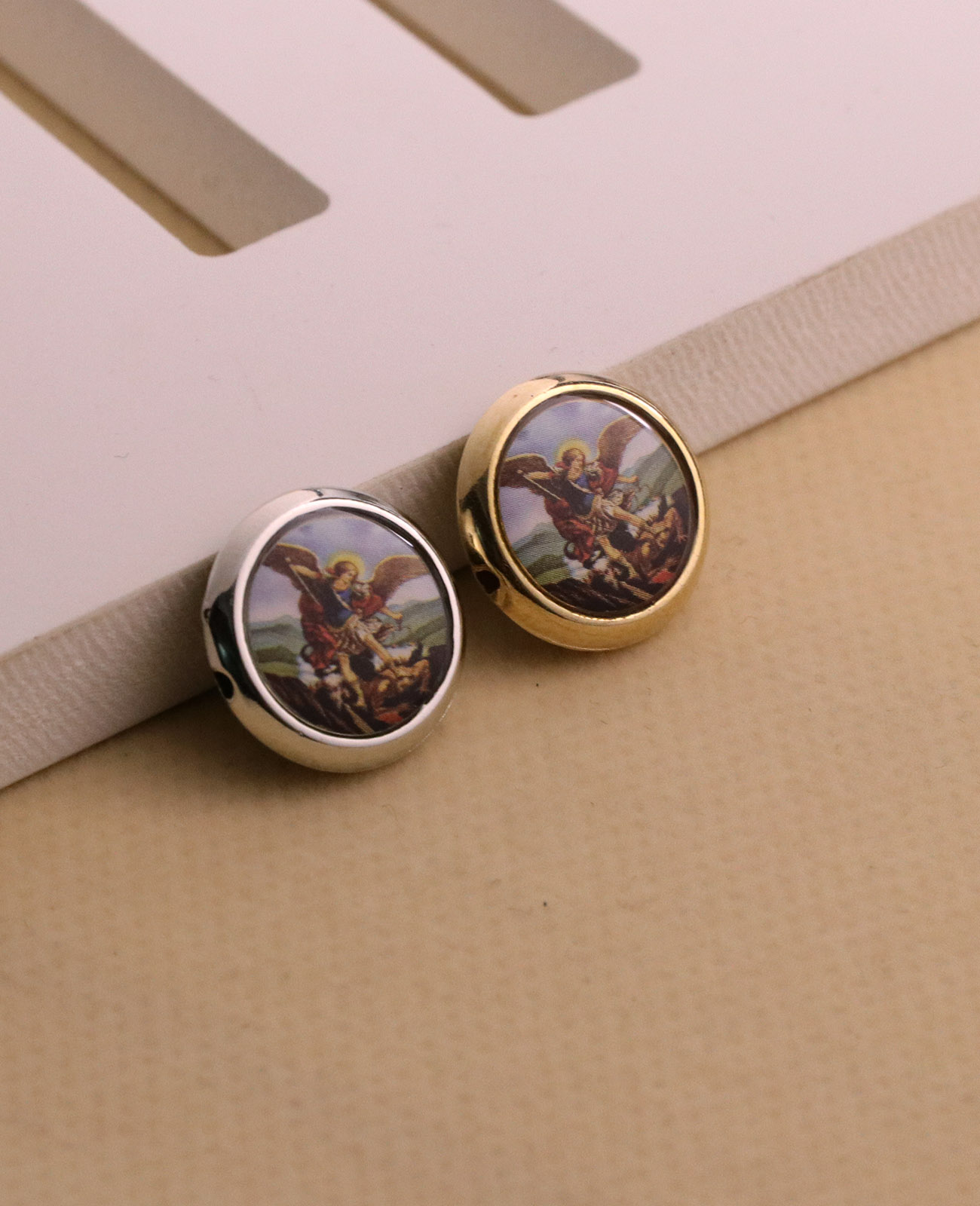 20Pcs 라운드 대천사 세인트 마이클 아이콘 루즈 비 - Jewelry Making Michaels 리뷰 및 가격