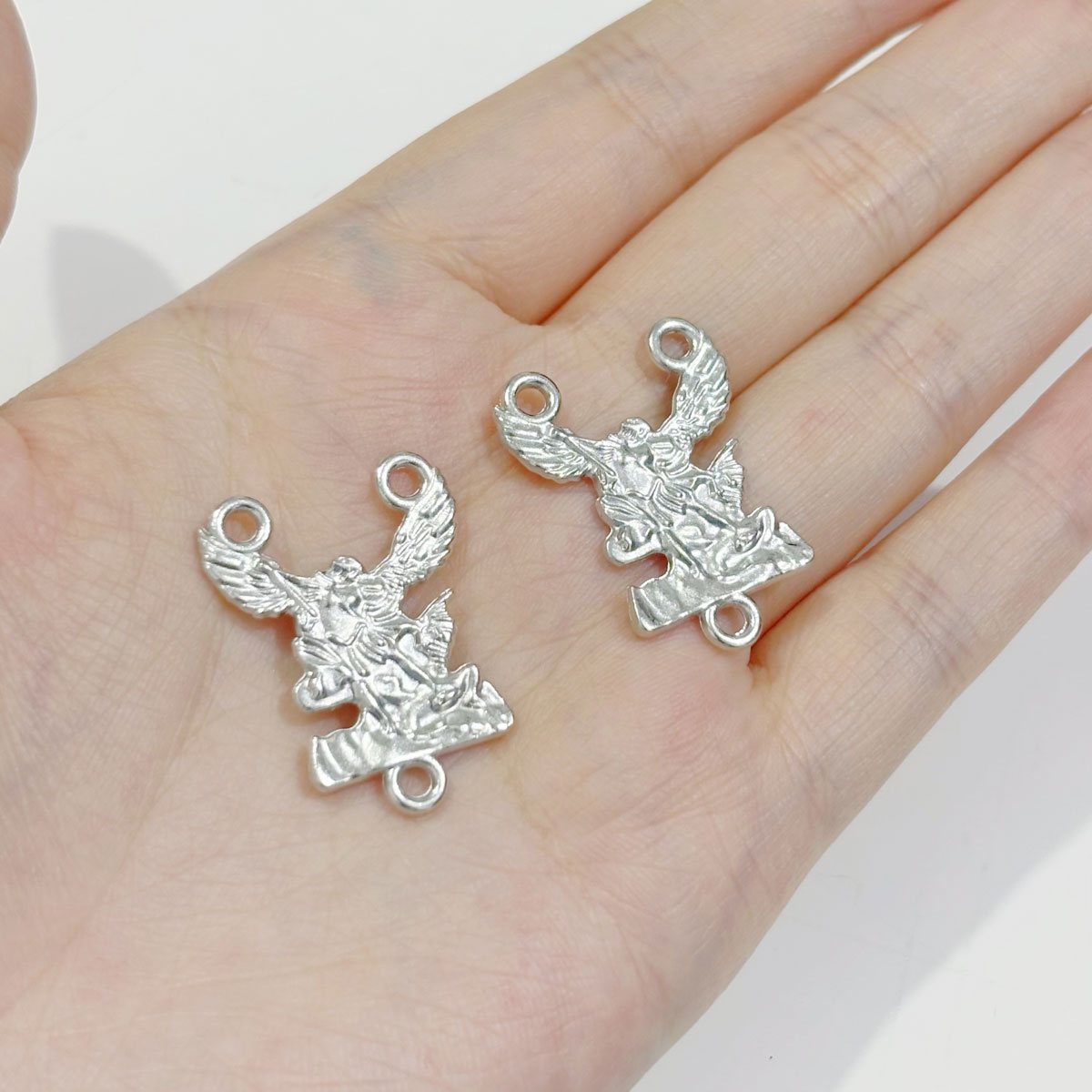 20개 세트 성 미카엘 대천사 참, 실버톤 펜던트, 쥬 - Jewelry Making Michaels 리뷰 및 가격